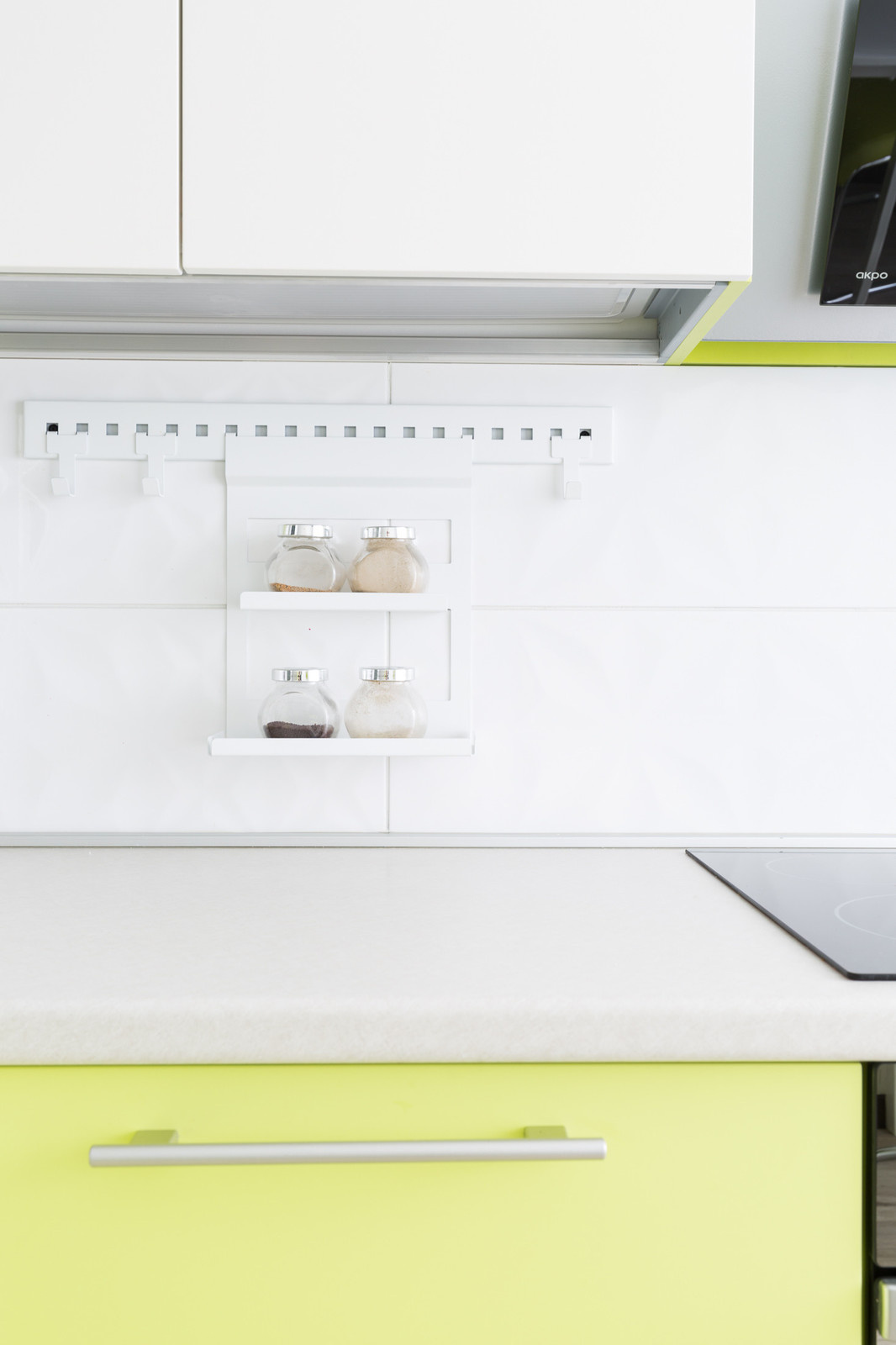 Кухня цвета зеленого яблока