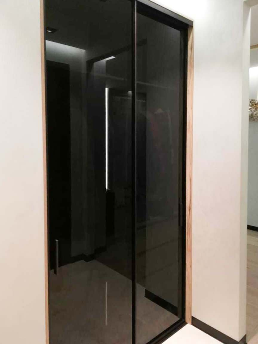 Шкаф корпусный с раздвижными дверьми raumplus