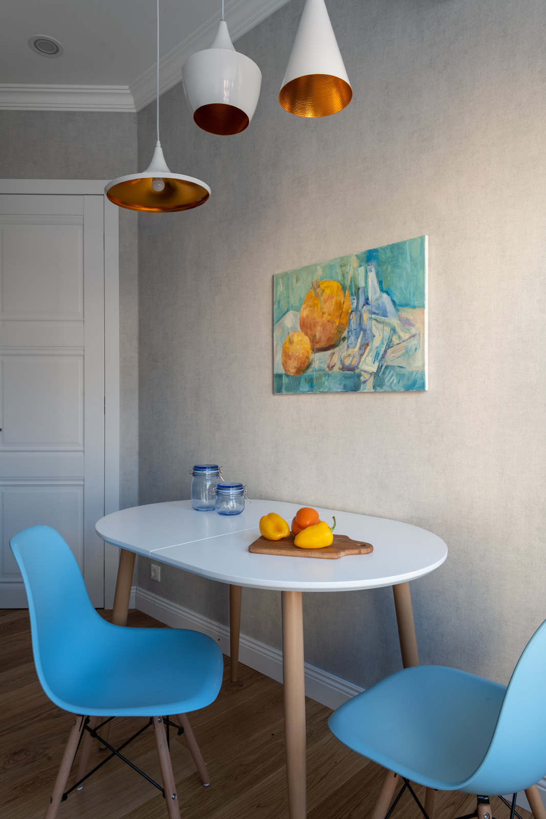 Два мира, две эпохи