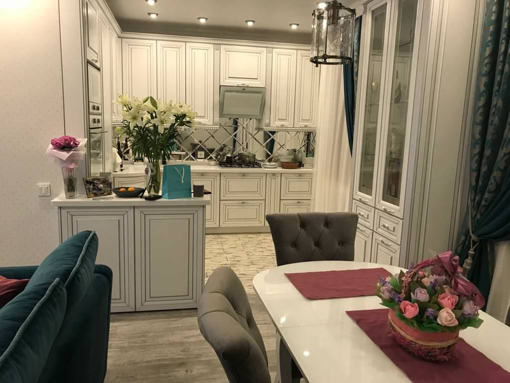 Алена Семенова