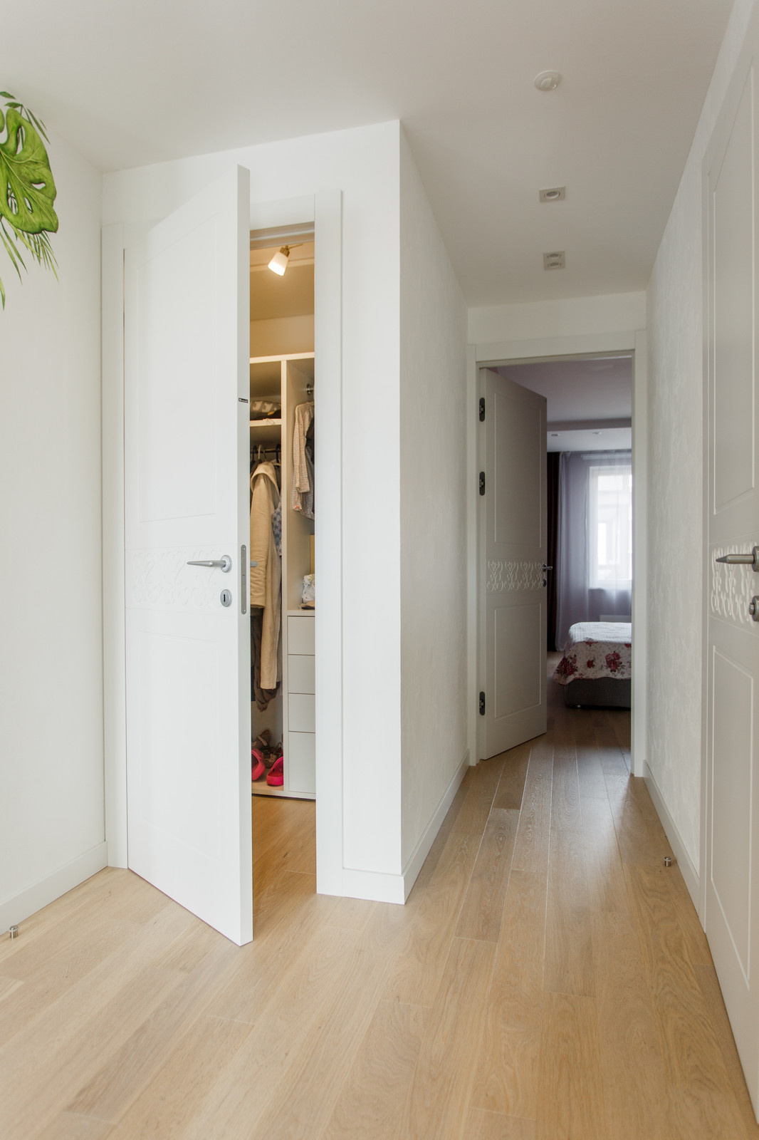 Яркая евротрешка