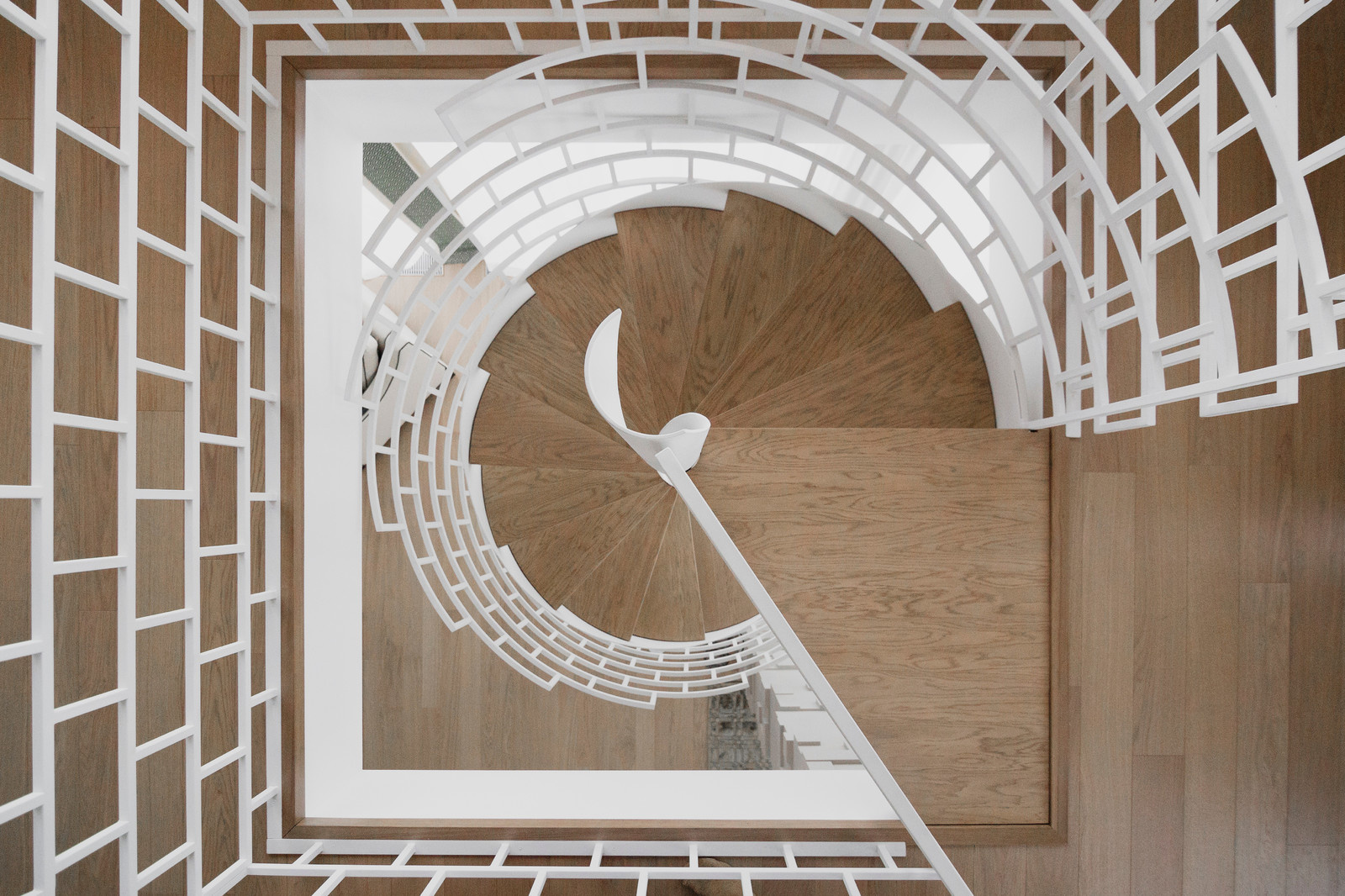 Как выбрать: Красивое ограждение для лестницы в частном доме