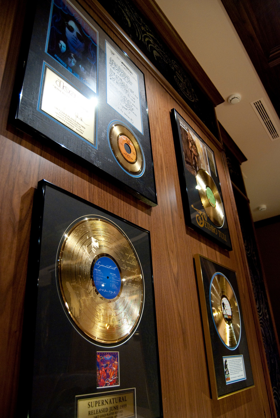 Кинотеатр в частном доме в соавторстве с Анастасией Гавриловой