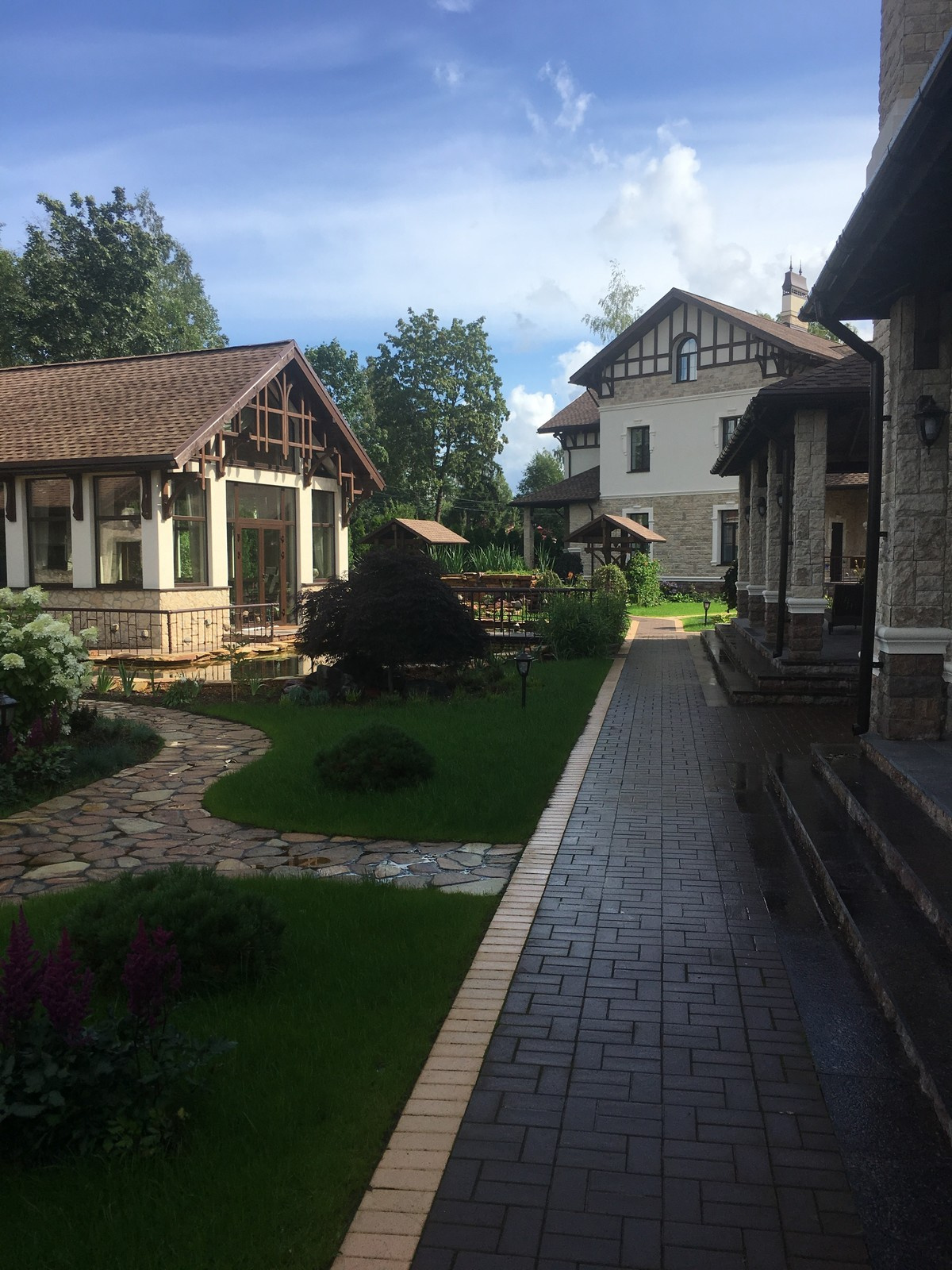 Красная