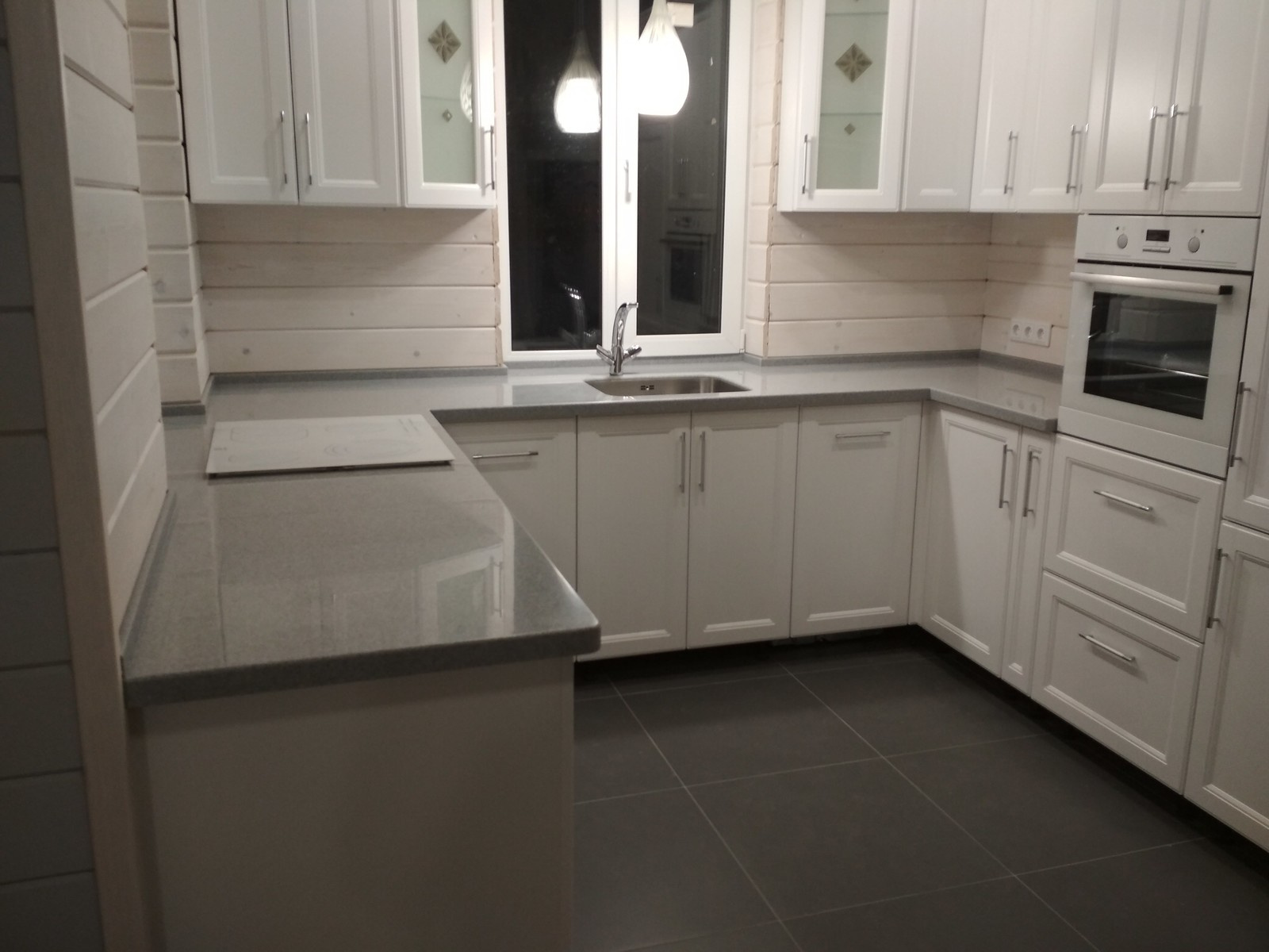 Кухонная столешница из искусственного камня Staron SG420 Sanded Grey