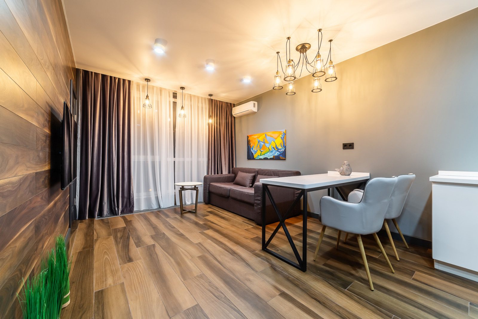 Фоновое изображение профиля Uni Apart