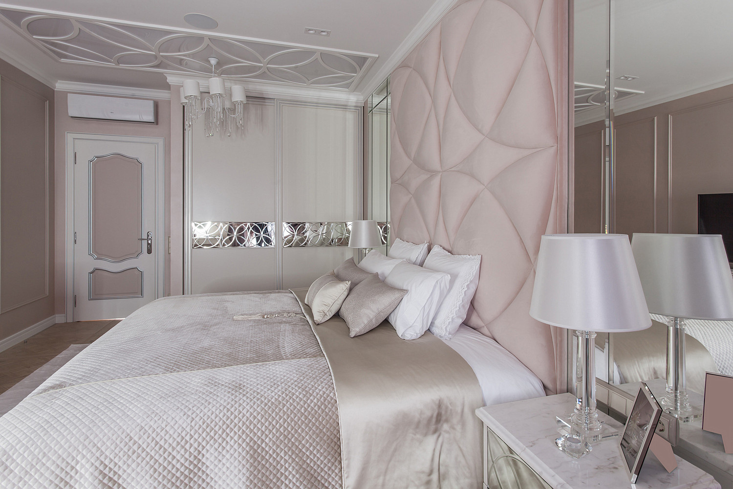 Квартира на улице Радищева в СПб