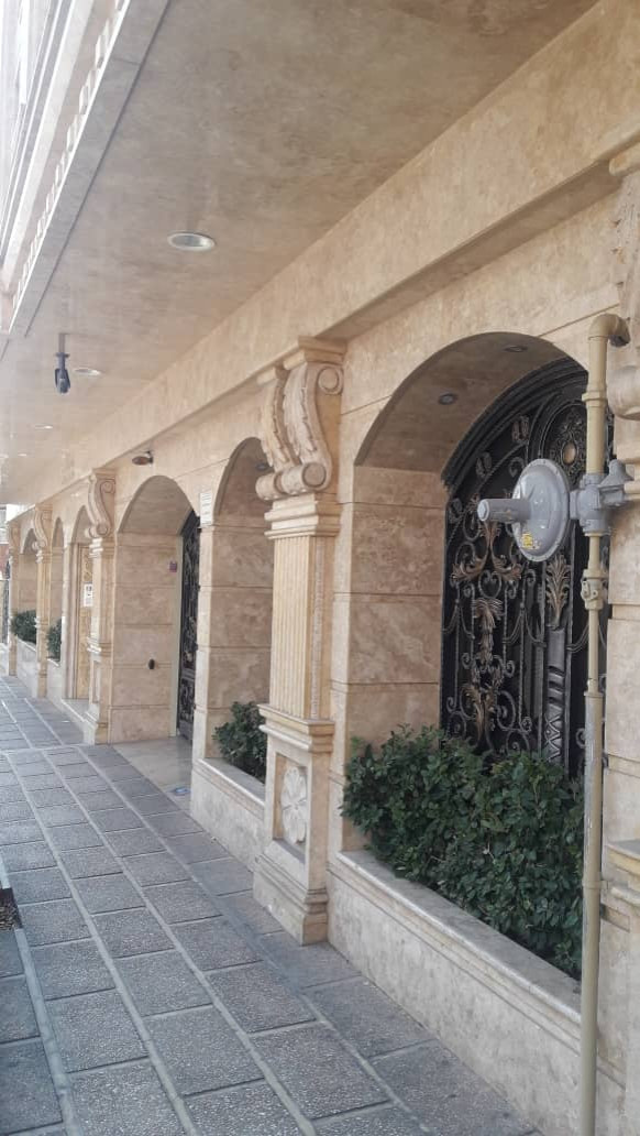 облицовка фасадов травертином из Ирана