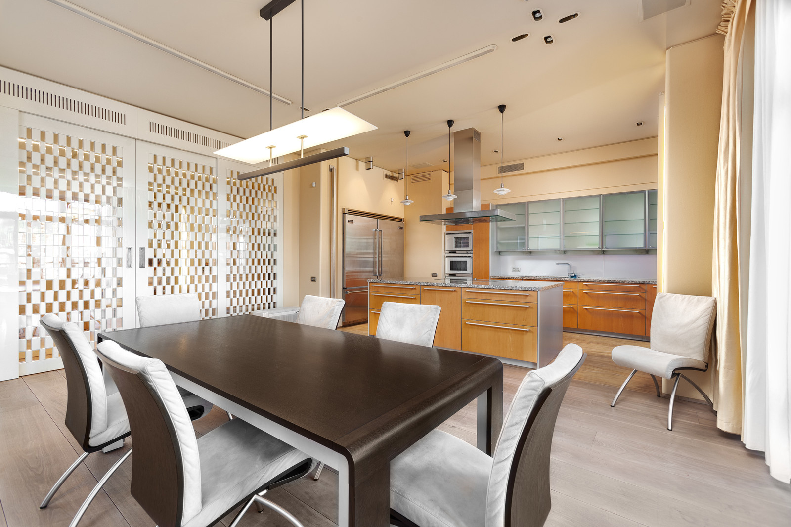 Квартира на Староволынской