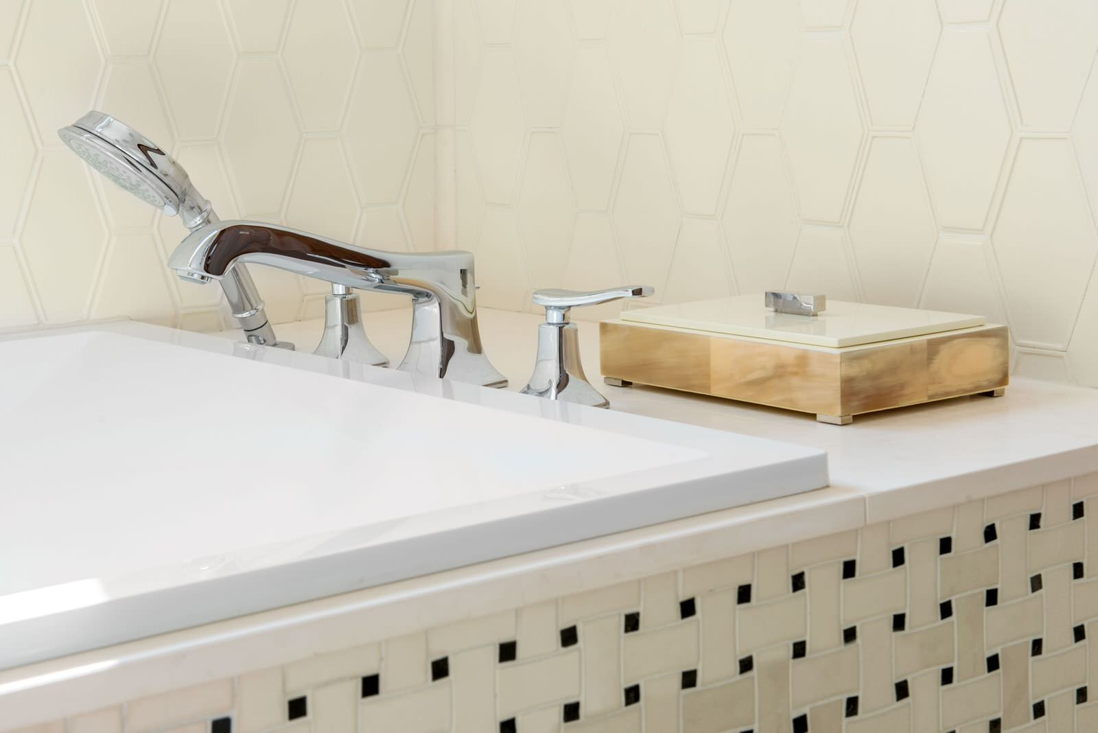 Квартира с террасой у моря