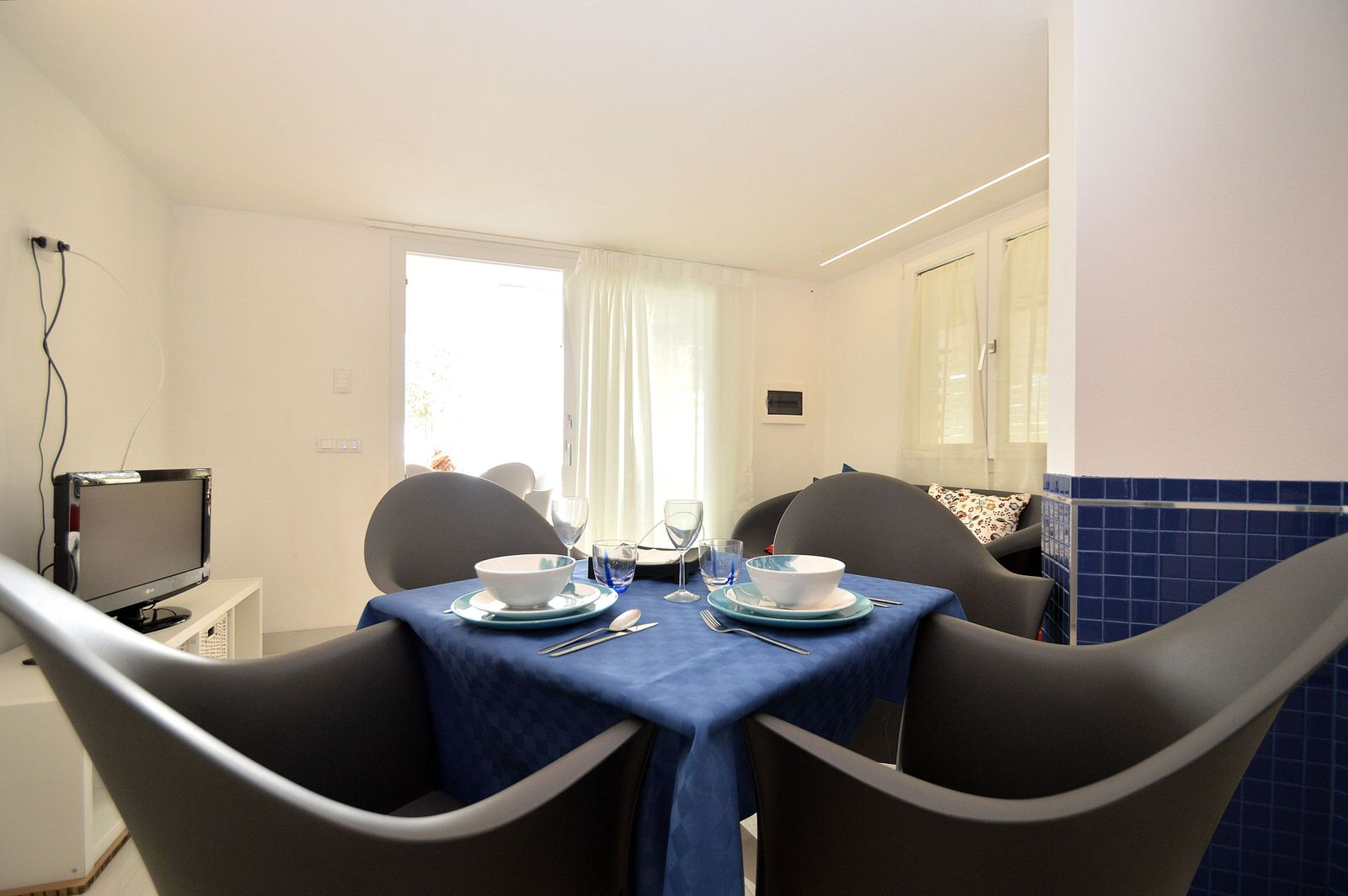 Poisson Blue