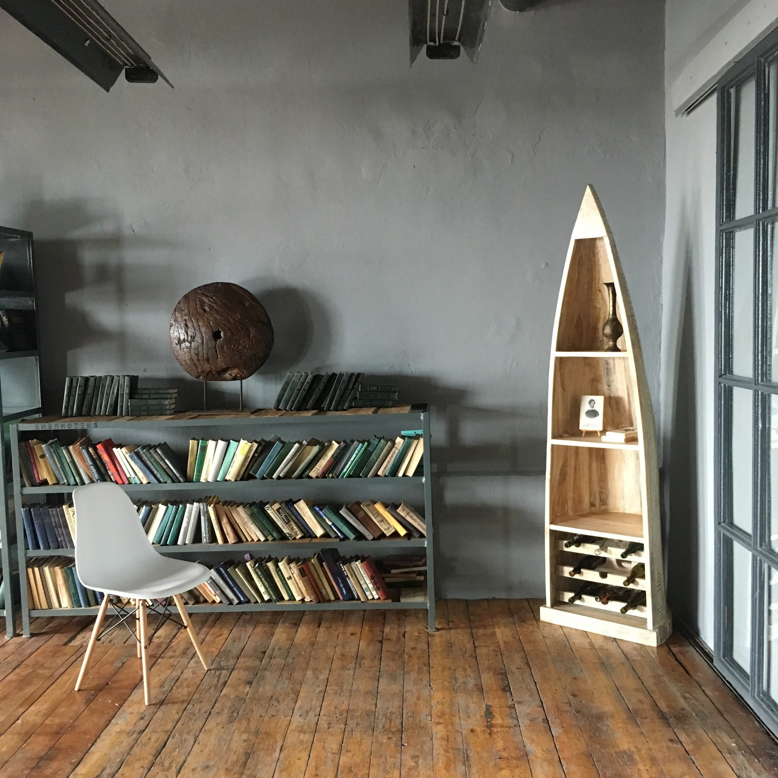 Фоновое изображение профиля Boris