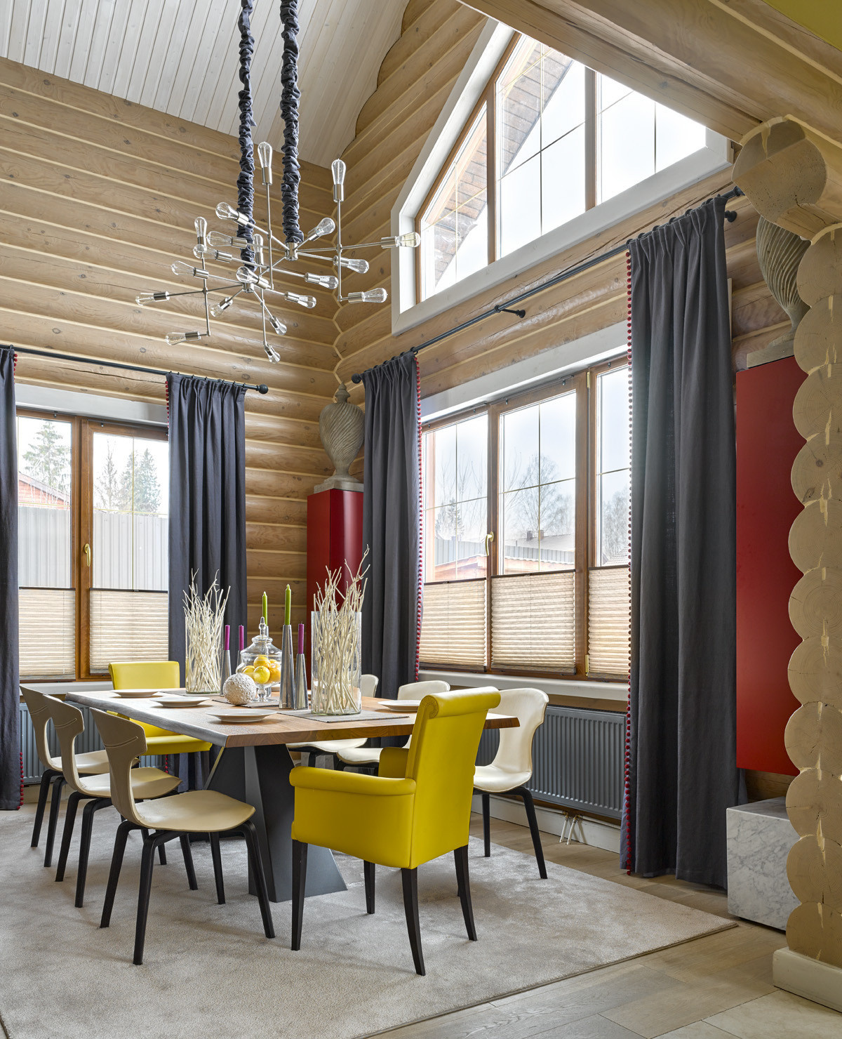 Как правильно: Подобрать модные шторы к интерьеру