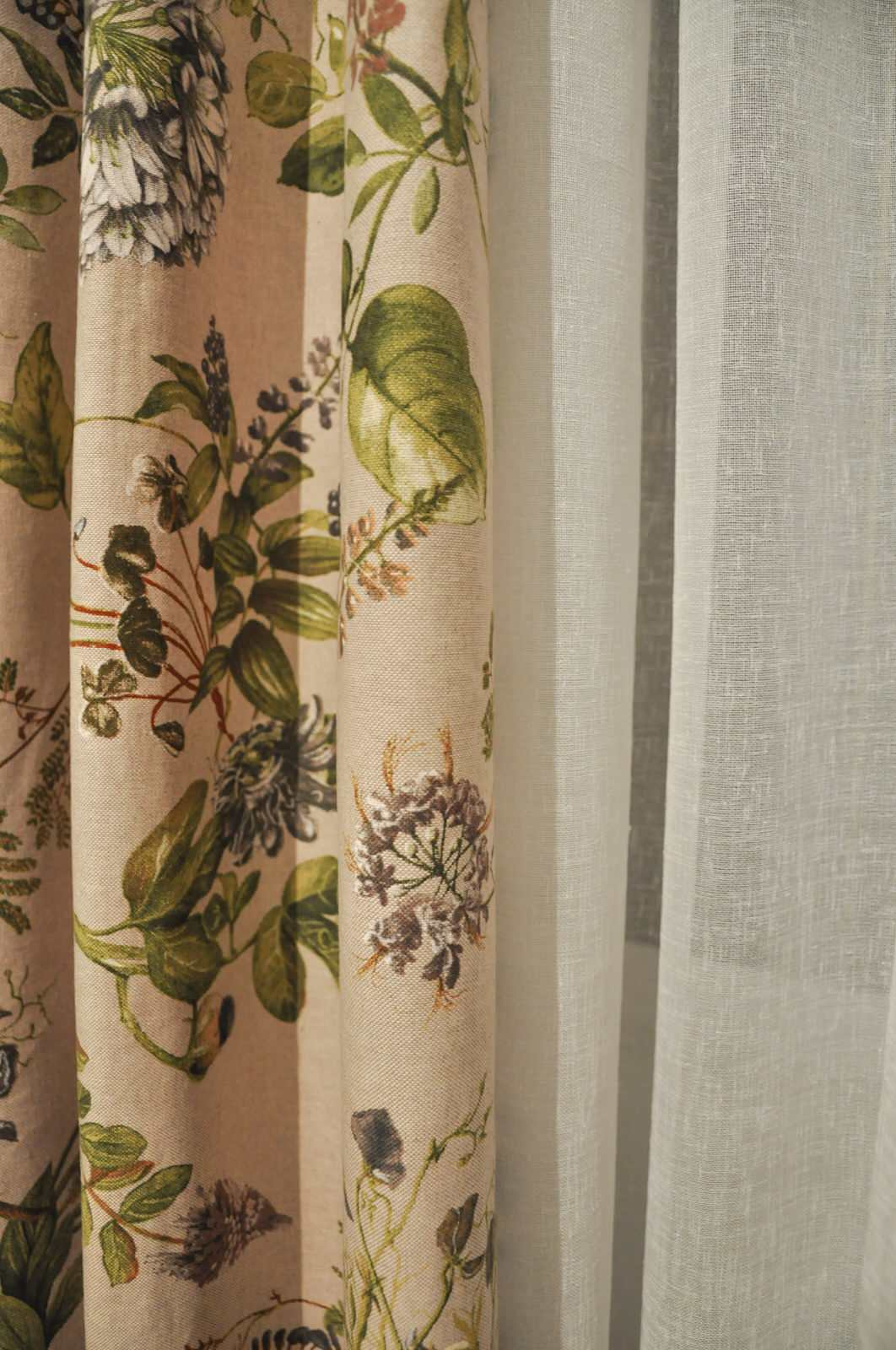 Кухня-столовая в загародном доме