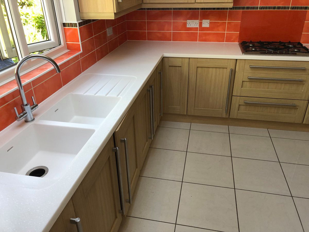 Tristone Изделия из акрилового камня