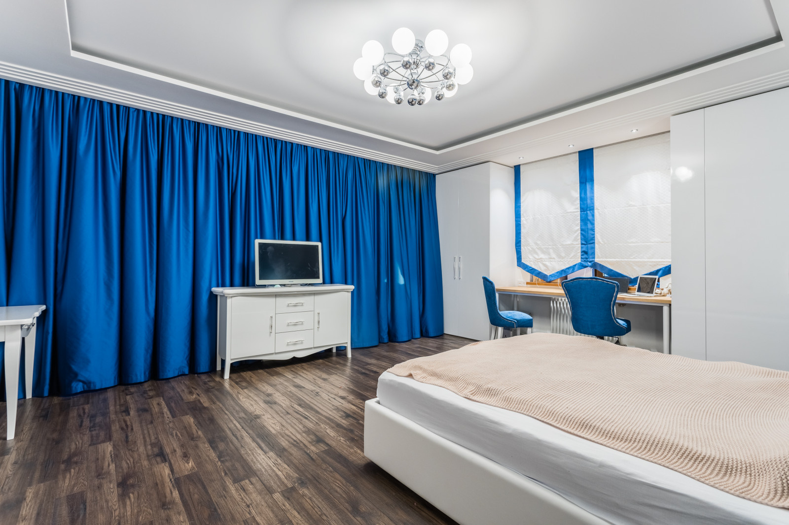 Болшая квартира в Реутове: смешение стилей, пространство идеи и индивидуализм