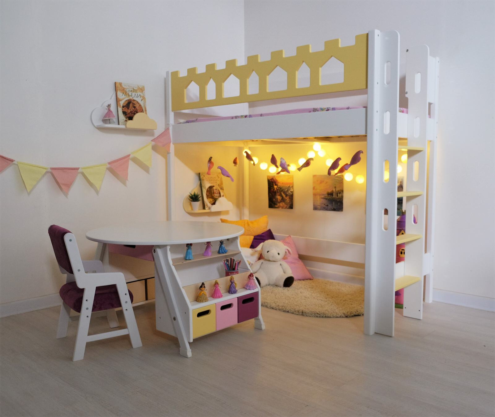 Детская комната для девочки