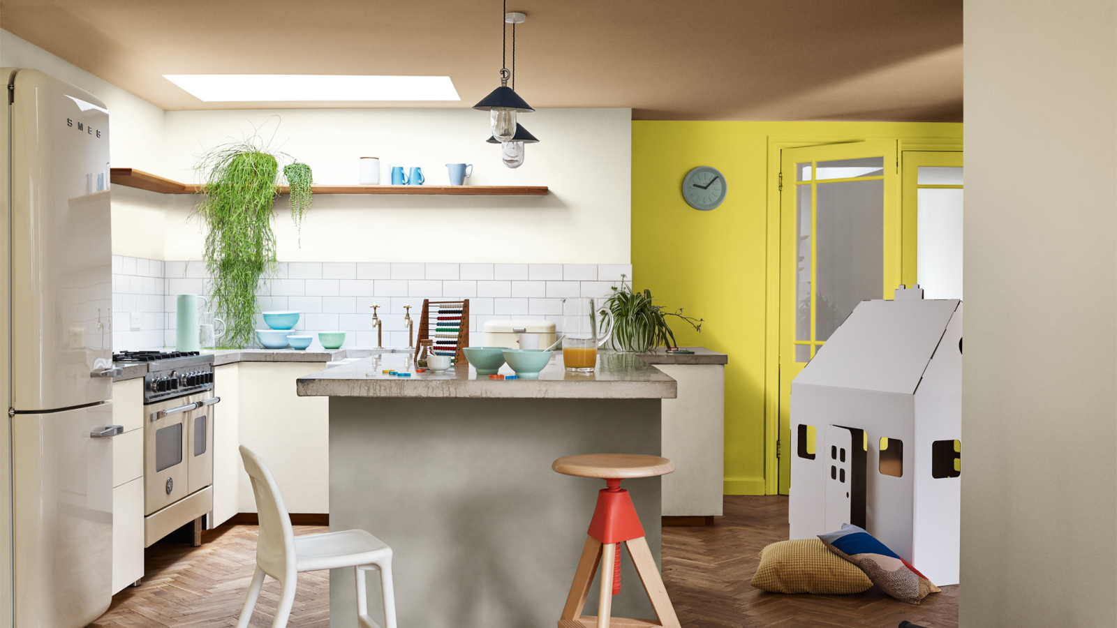Продукция Dulux на кухне