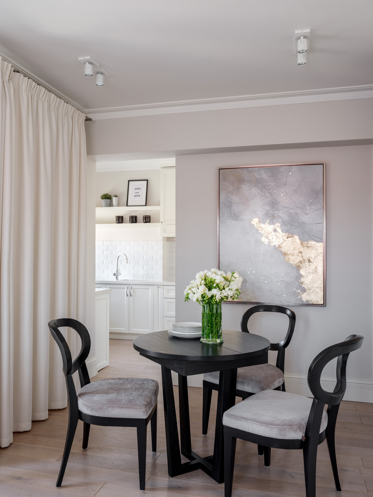 Светлая уютная квартира