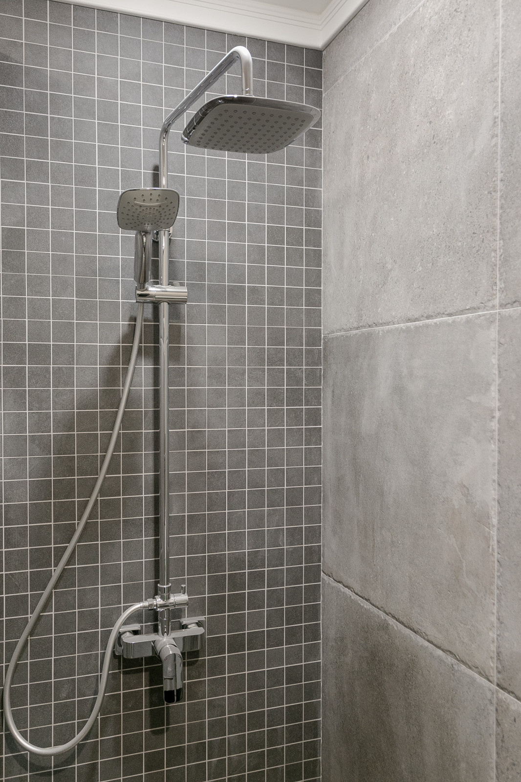 Обложка альбома: Bathroom