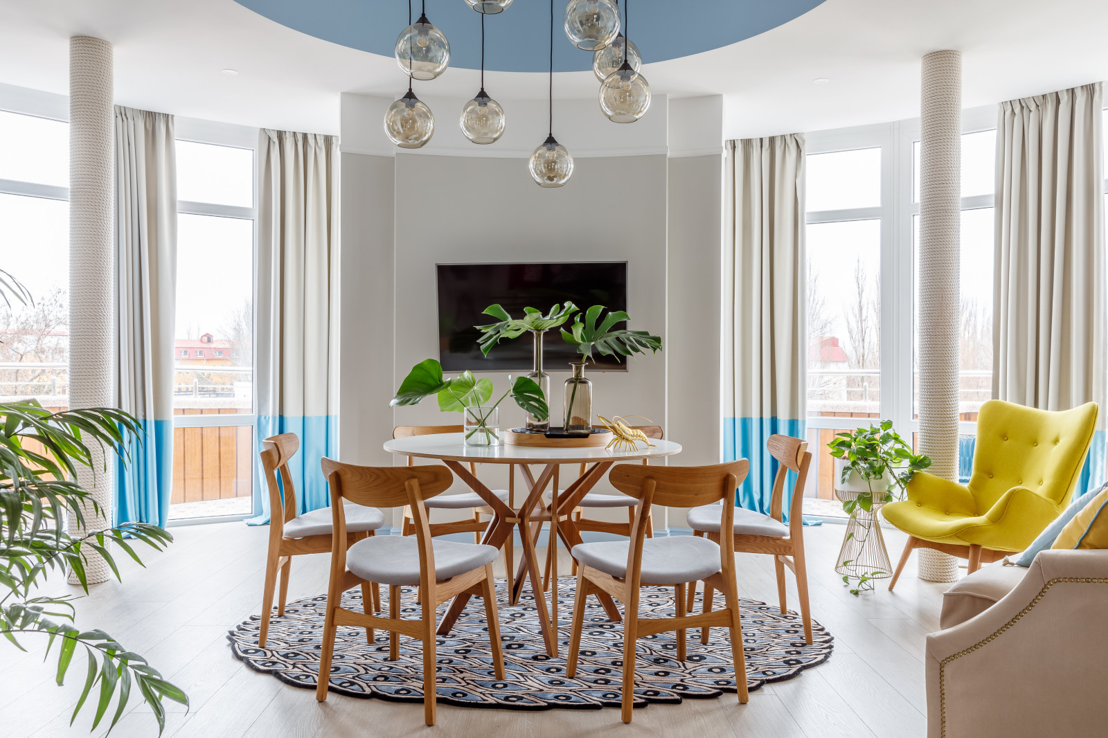 Фоновое изображение профиля Анна Акопян