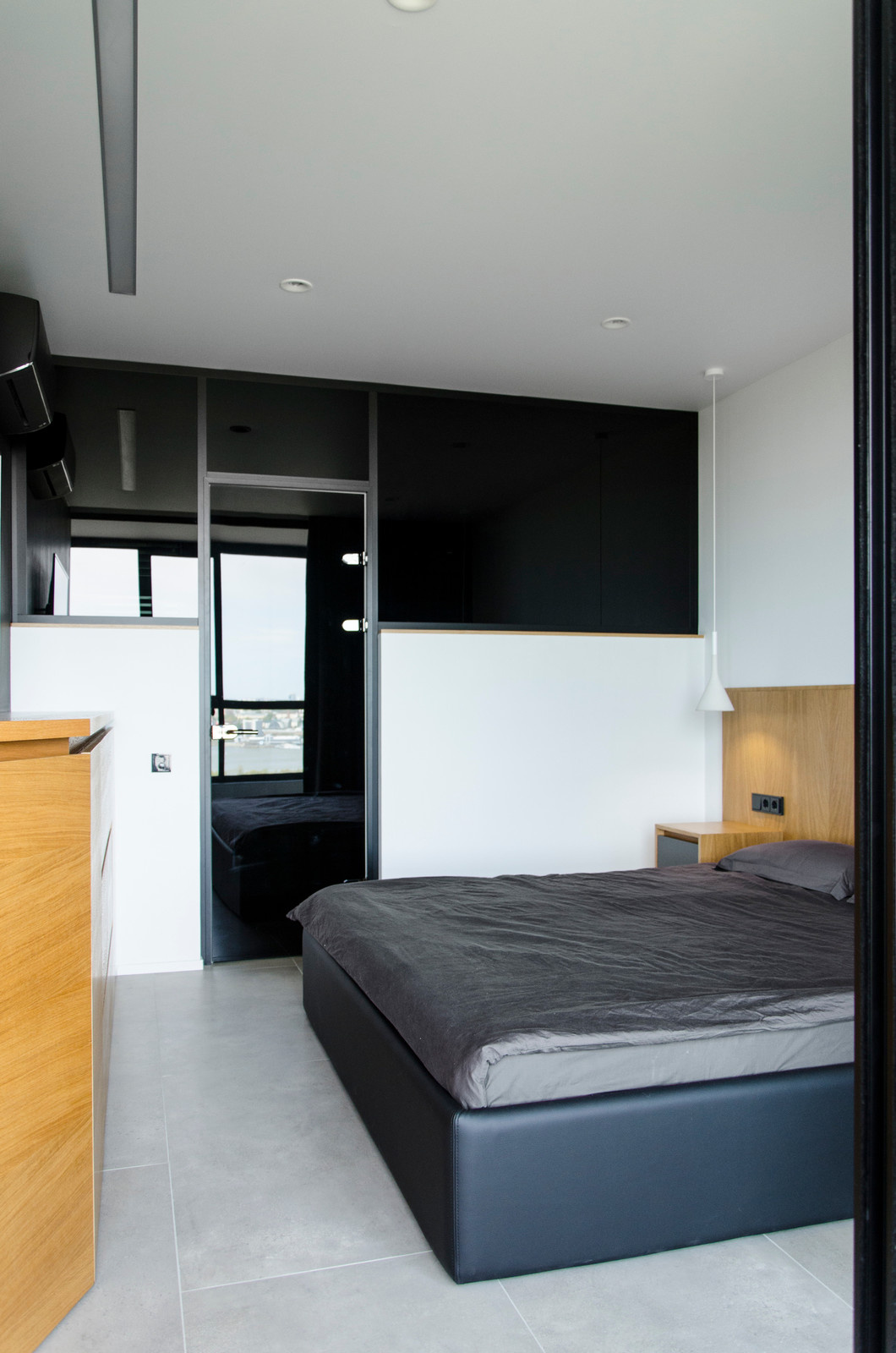 Строгость и немного озорства