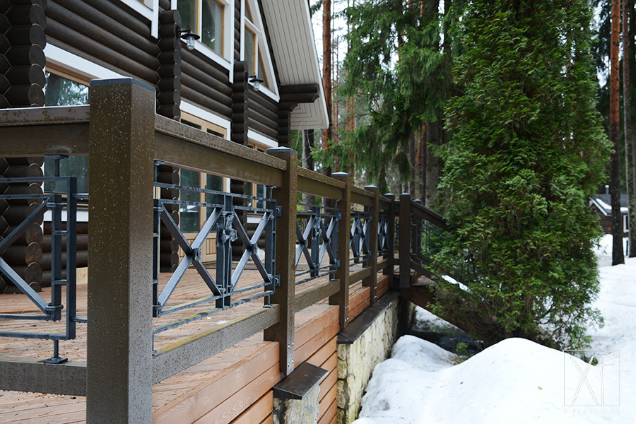 Кованое ограждение террасы