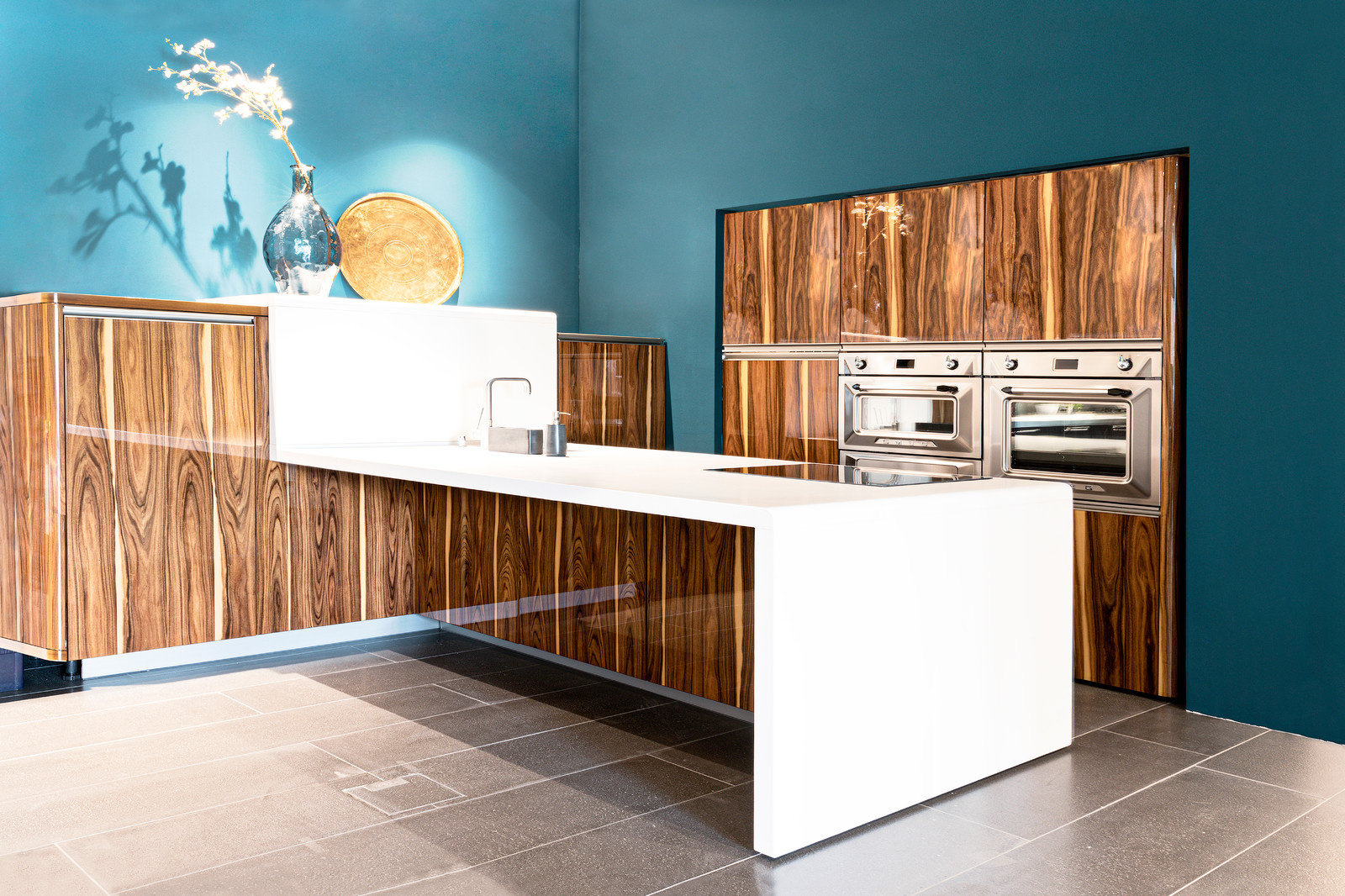 Фоновое изображение профиля Кухни Дриада