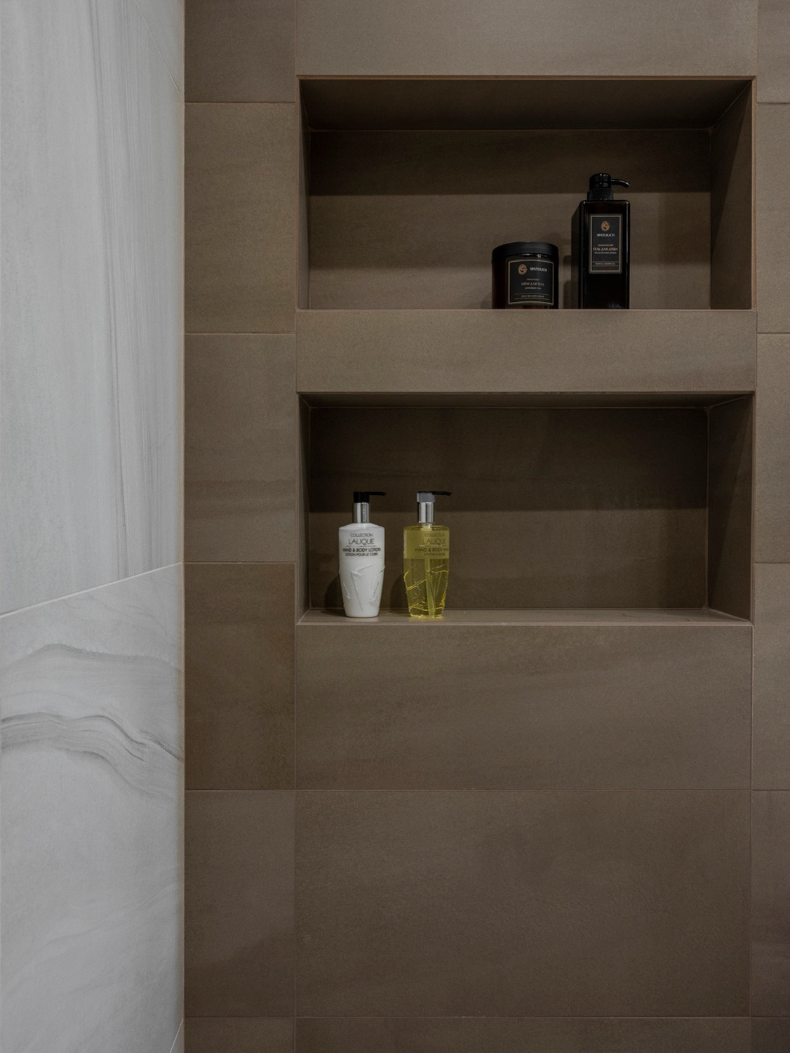 Оттенки розового для молодой девушки