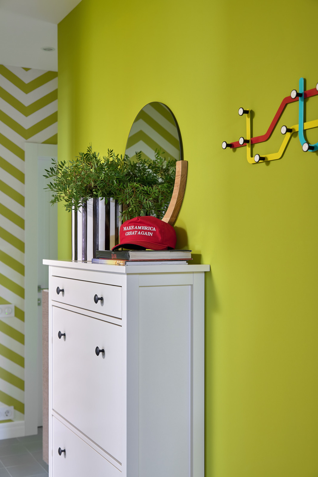 Яркая квартира на Лобачевского