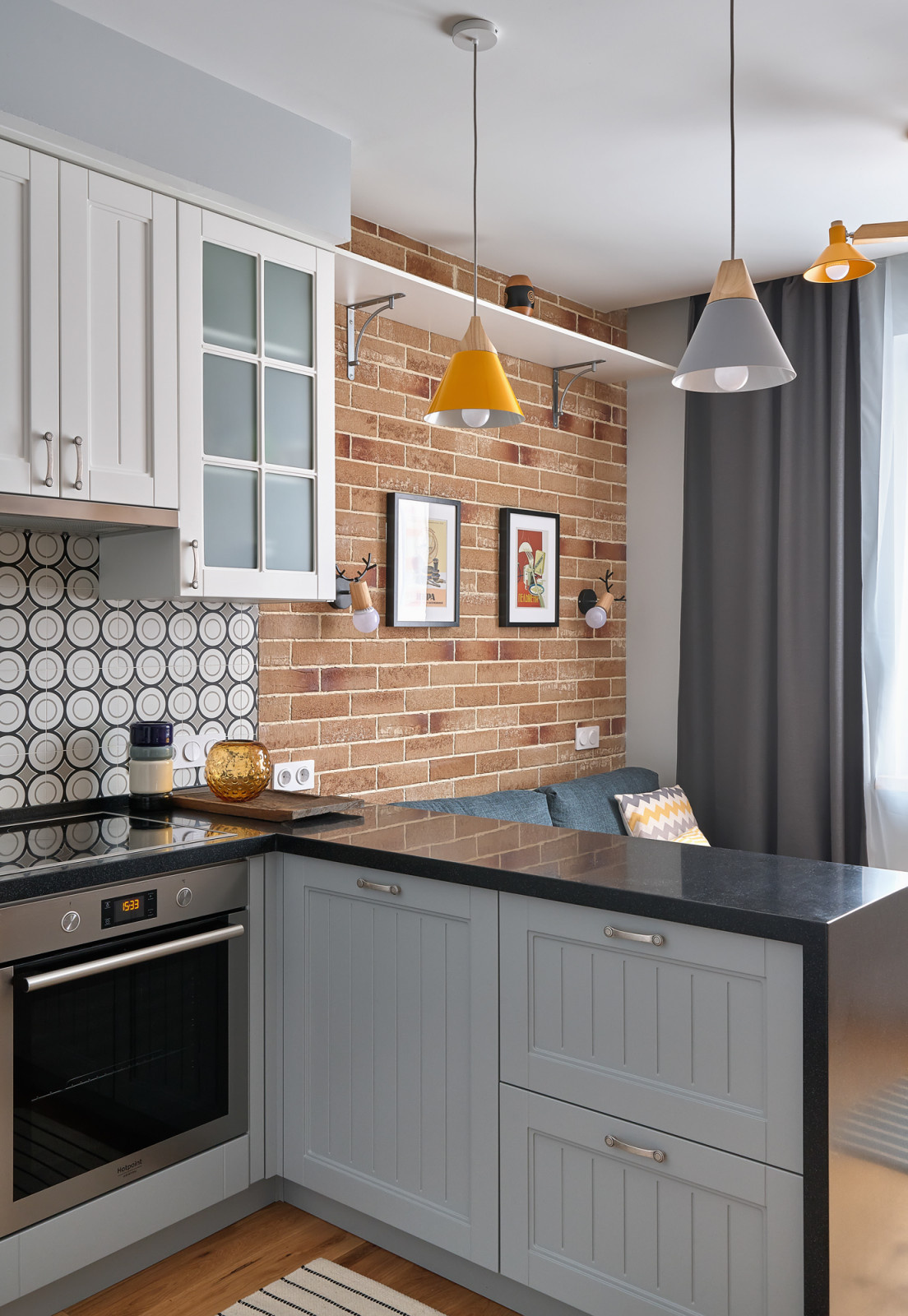 Яркая квартира на Лобачевского