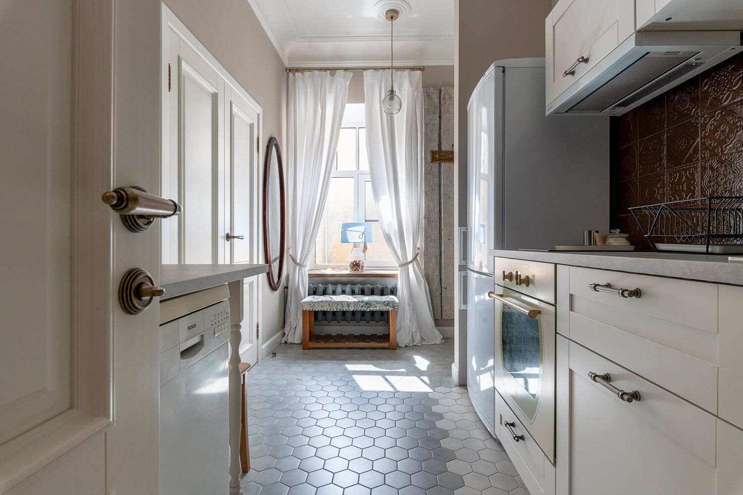 Houzz тур: Образ писательской усадьбы в городской квартире