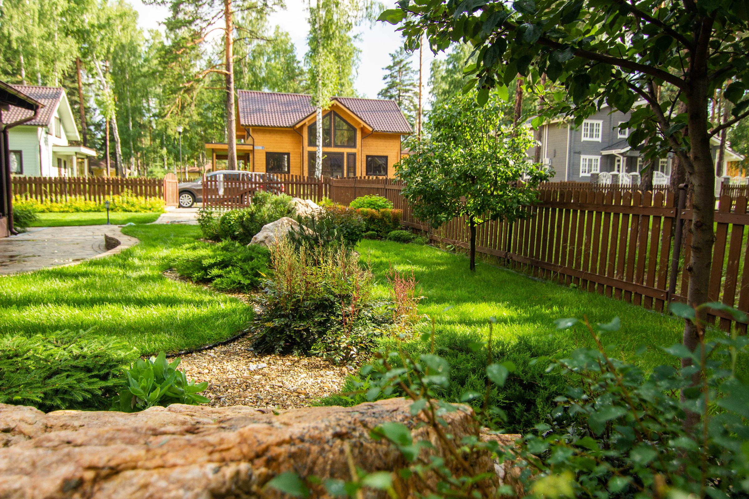 У леса на опушке