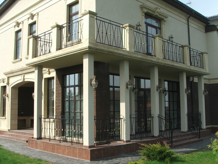 Уличные ограждения