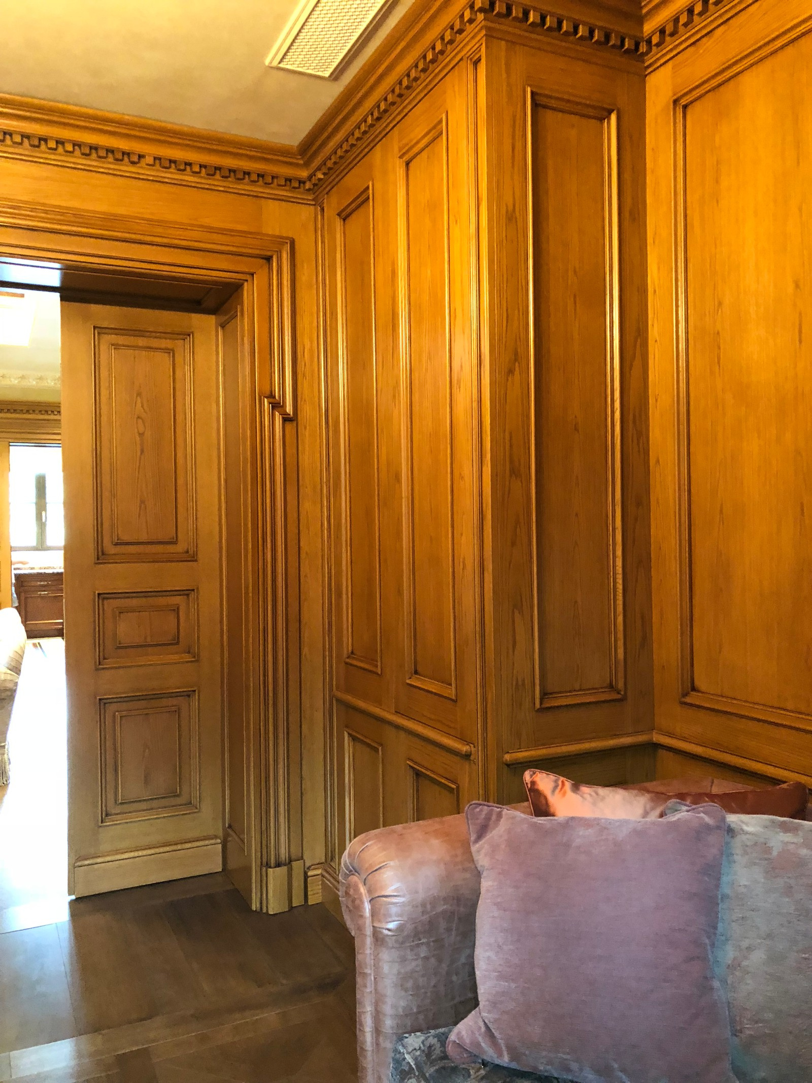 Дубовый кабинет