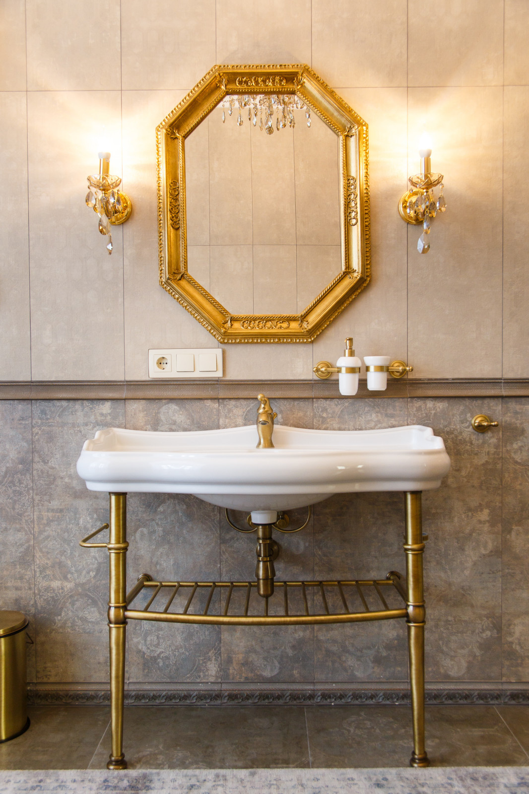 Интерьер загородного дома с двусветным пространством