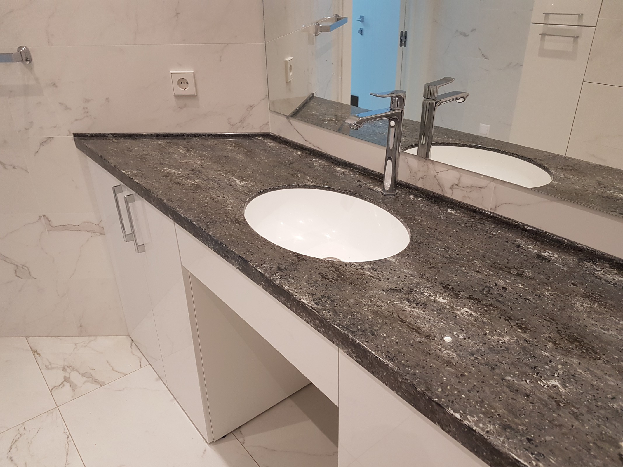 Мебель в ванную