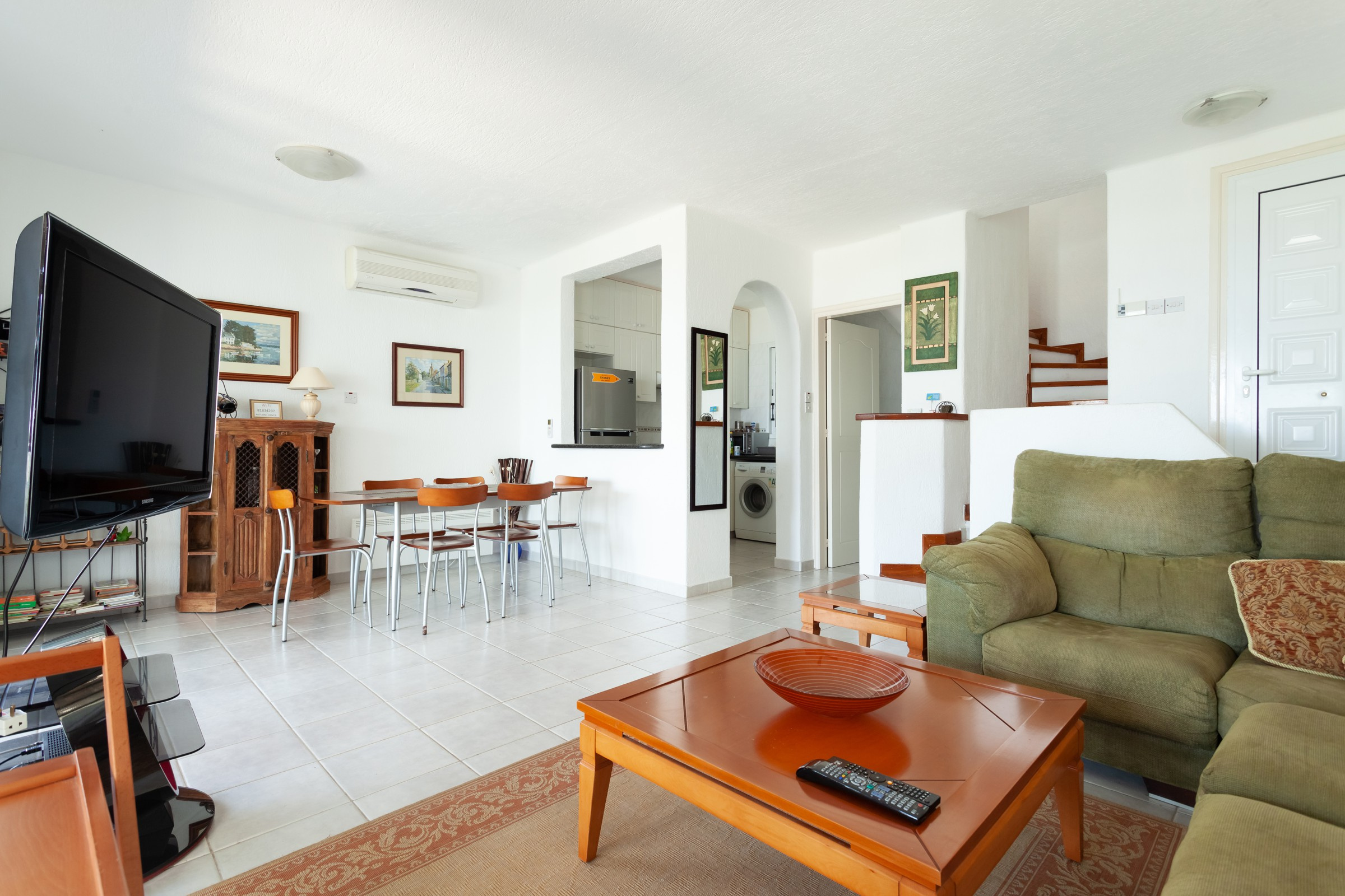 Cozy villa margo by the sea