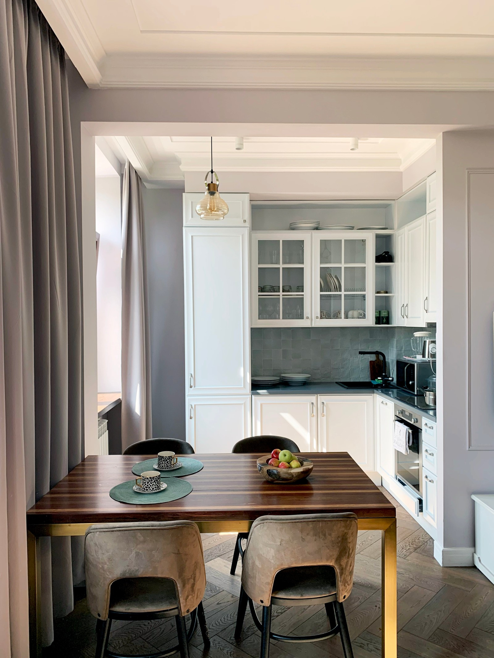 Обложка проекта: Сталинка на Кутузовском