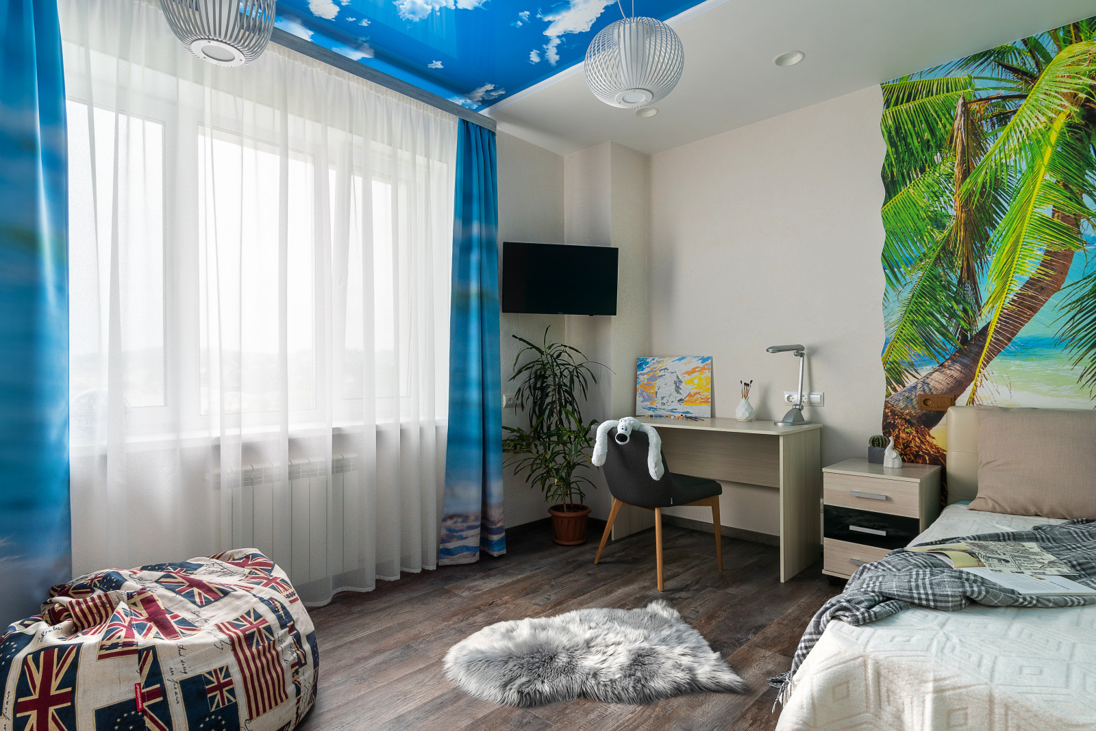 Разные полюса.