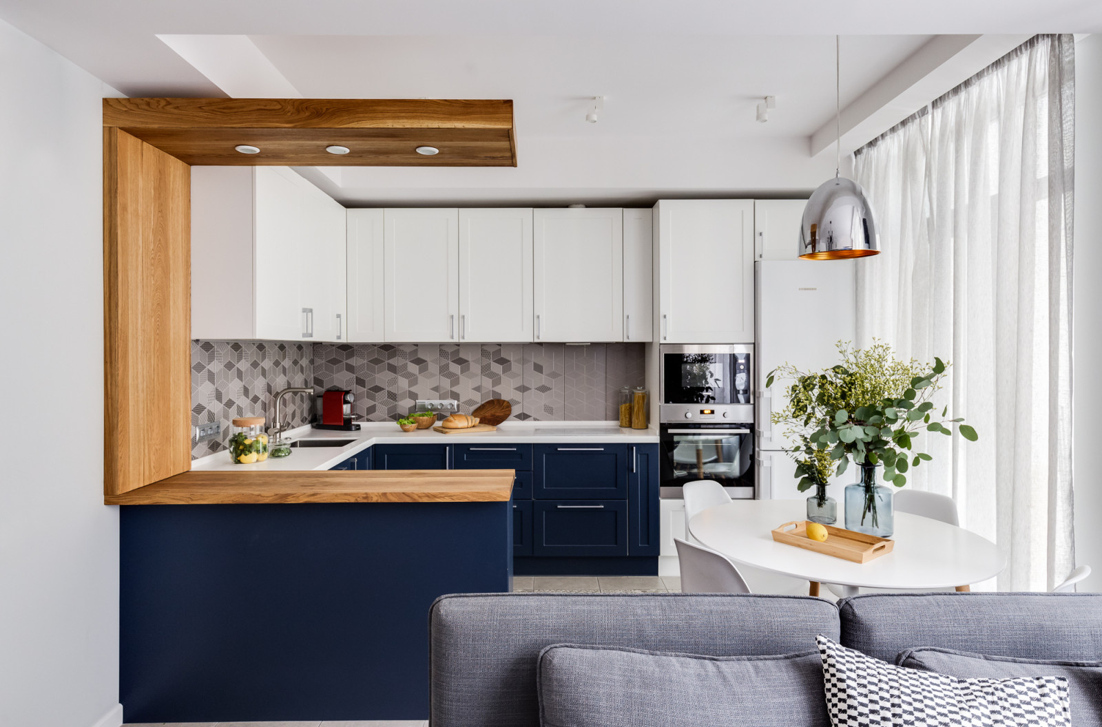 На границе синего