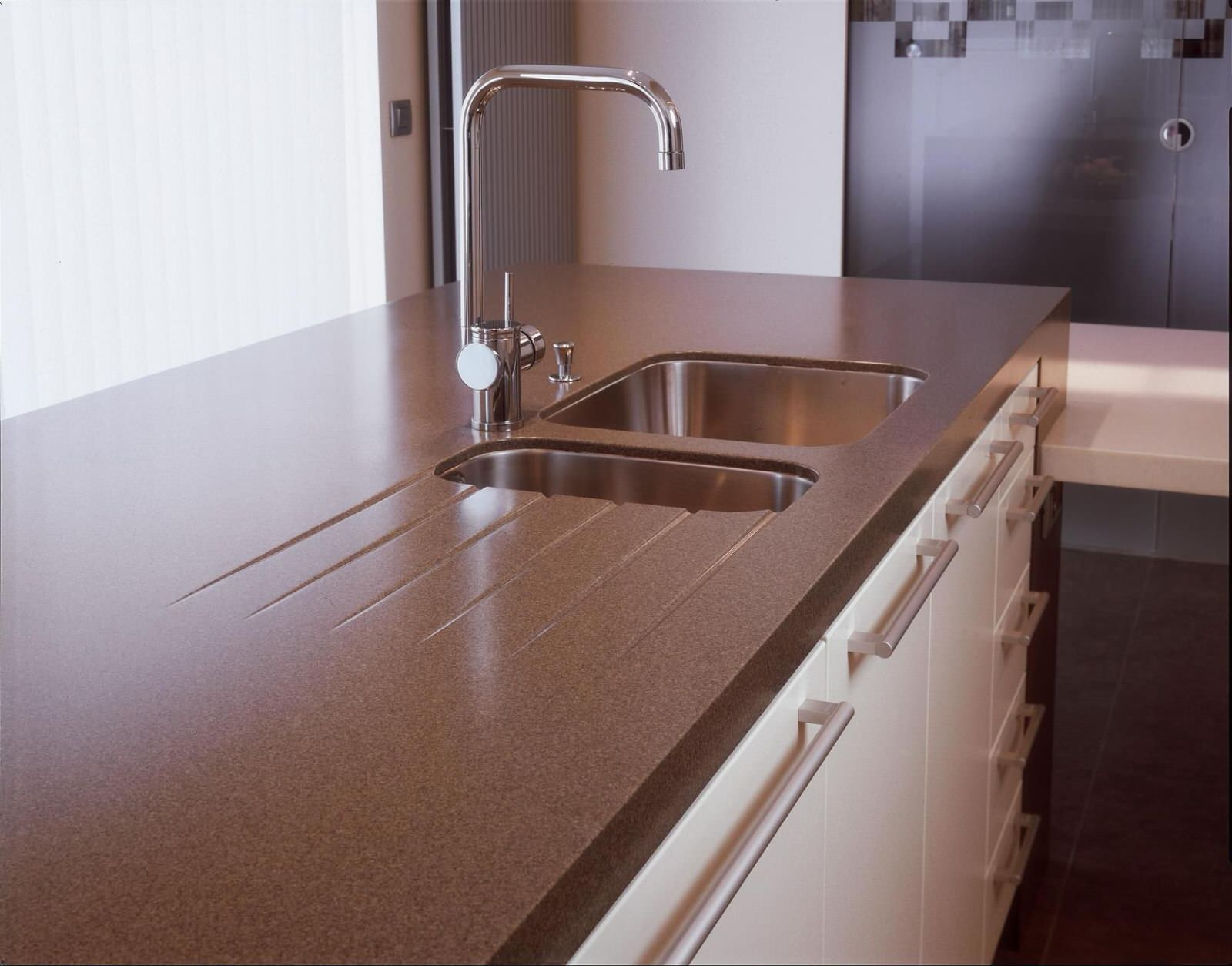 Transstone столешницы (АКРИЛ, КВАРЦ)