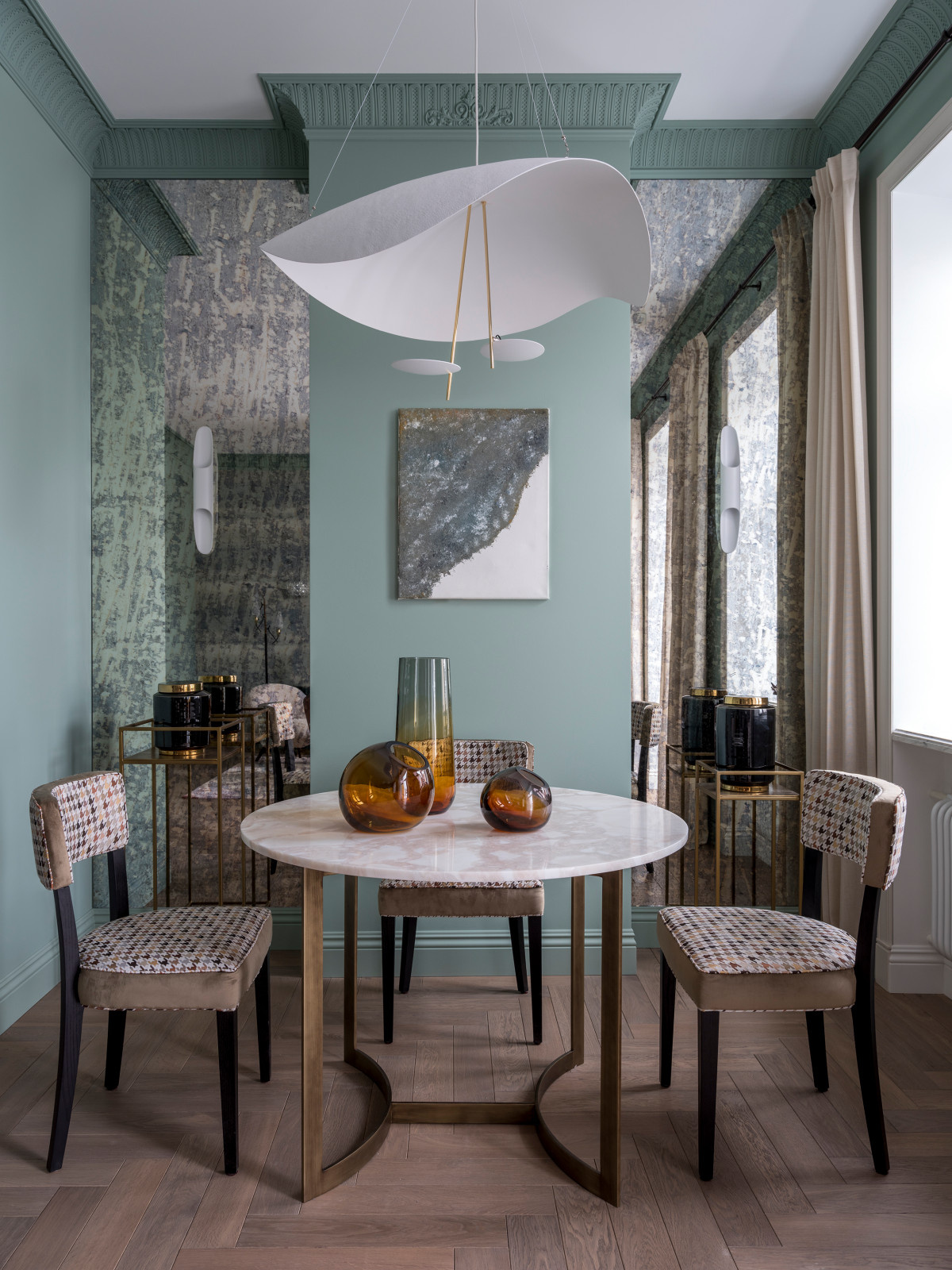 Houzz тур: Квартира в бывшем доходном доме 1912 года