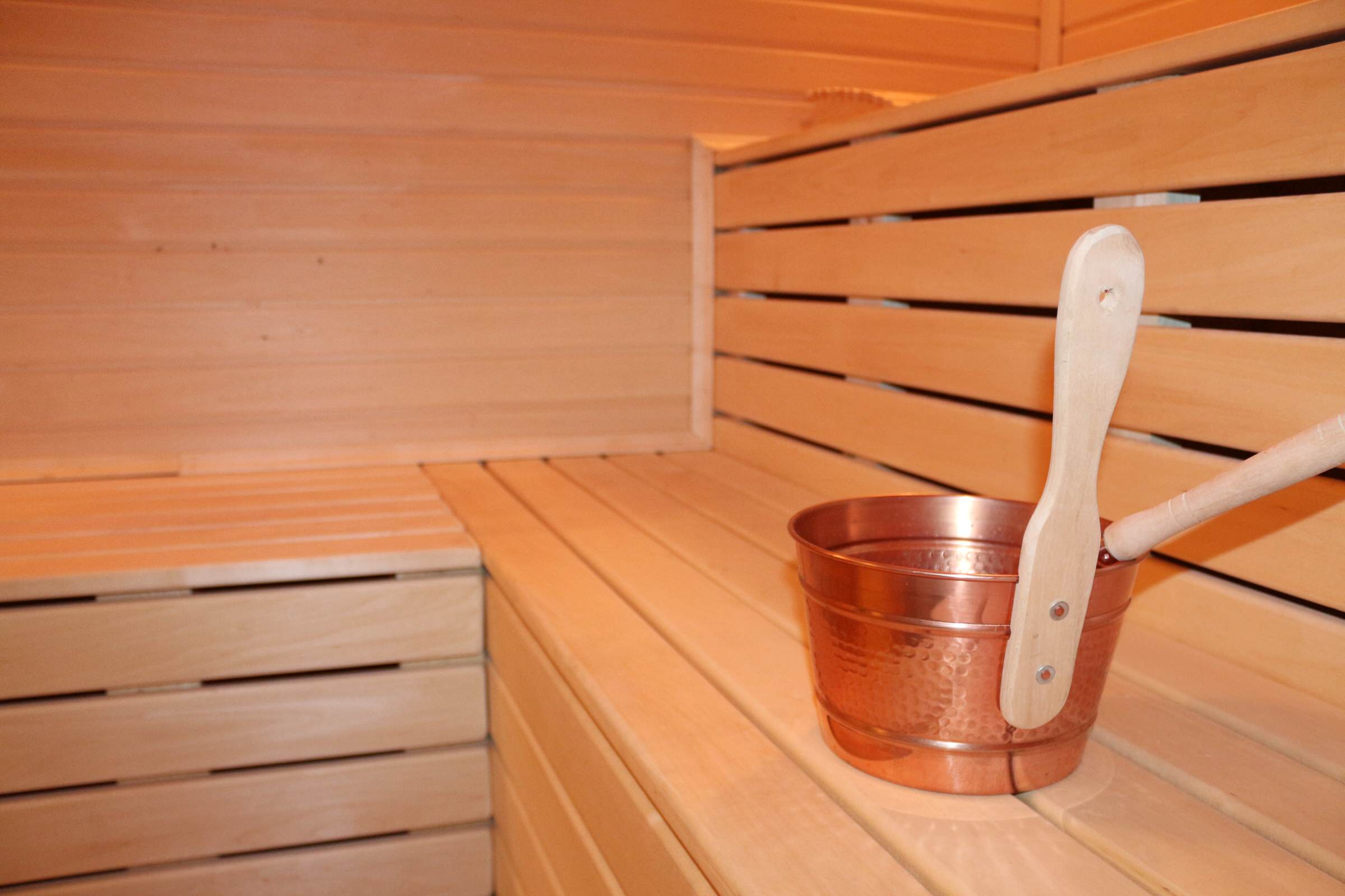 Баня с бильярдной