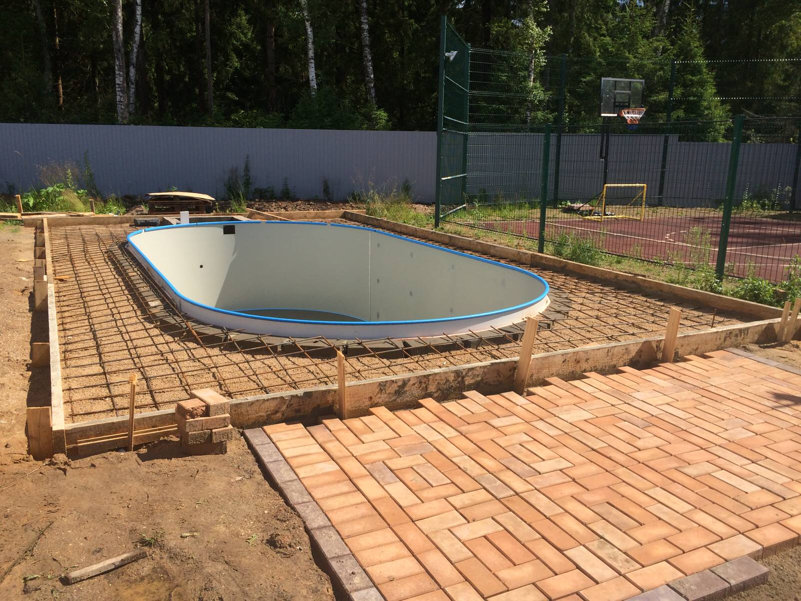 Обложка проекта: Крытый бассейн