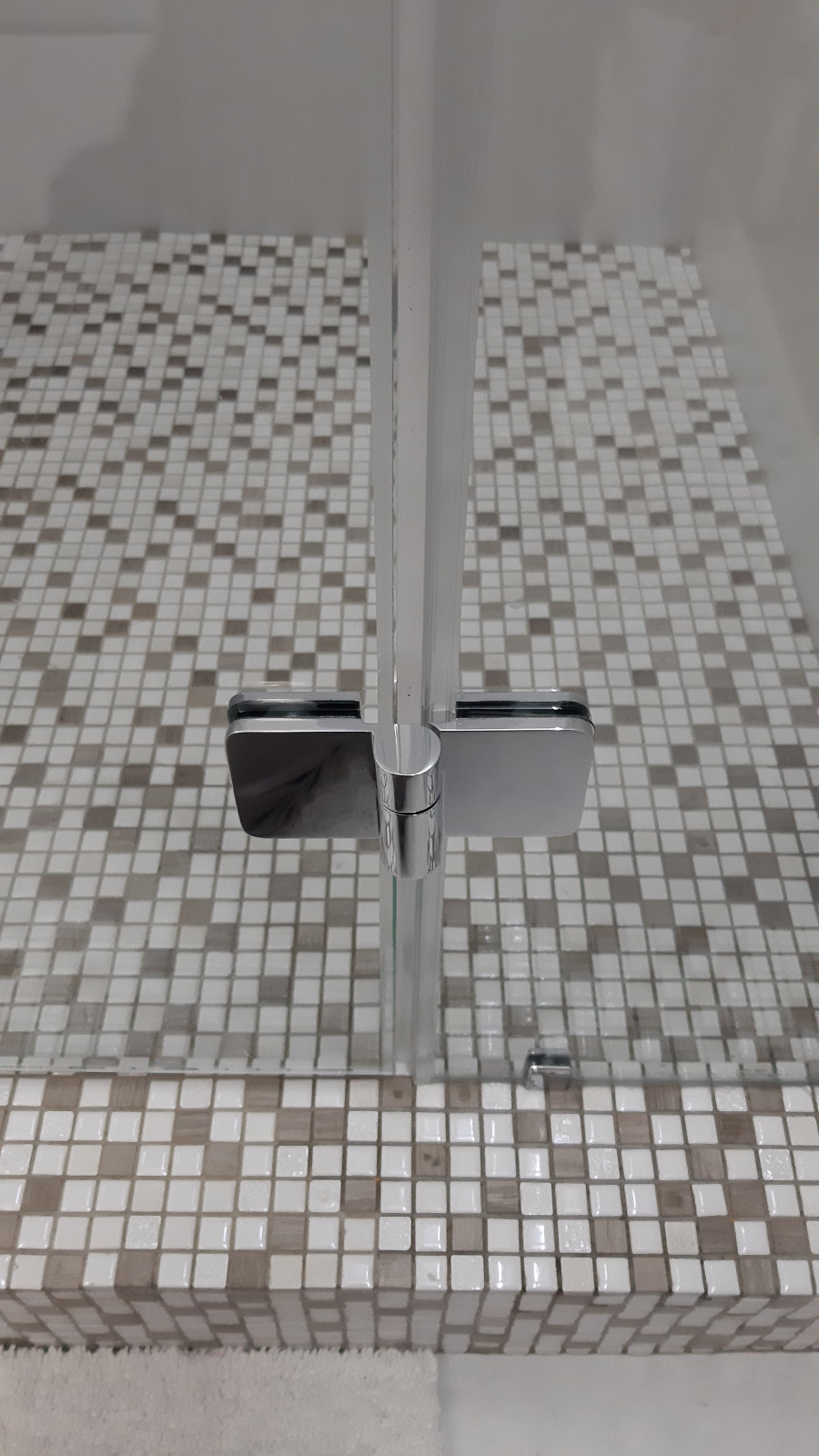 Душевая перегородка г.Екатеринбург, ул Репина 52