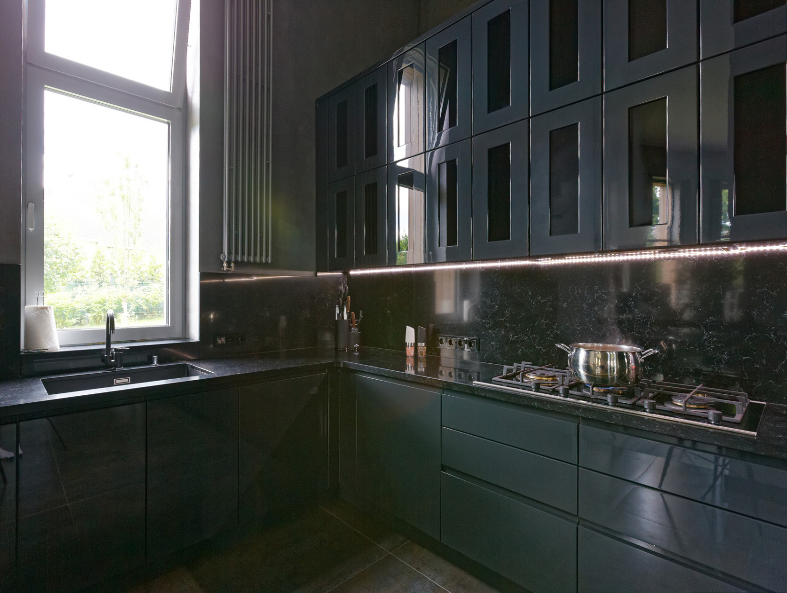 Lucky Evolution в загородном доме