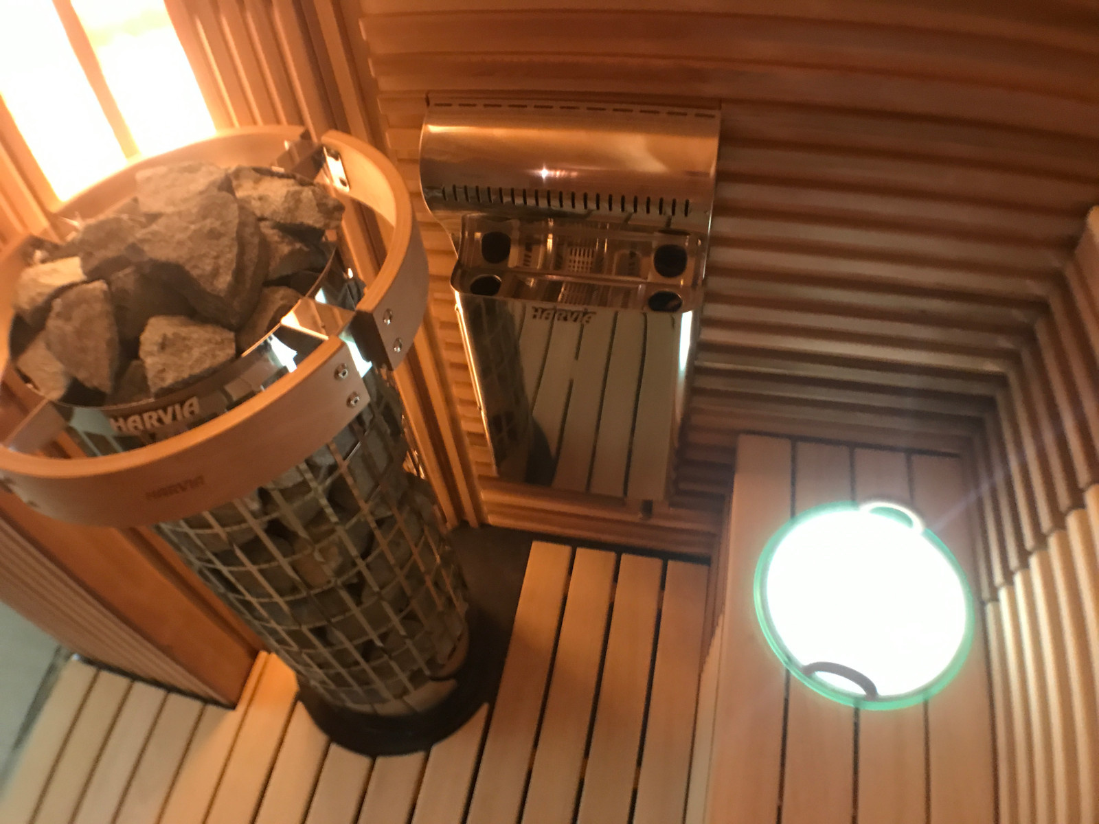 Парная из канадского кедра