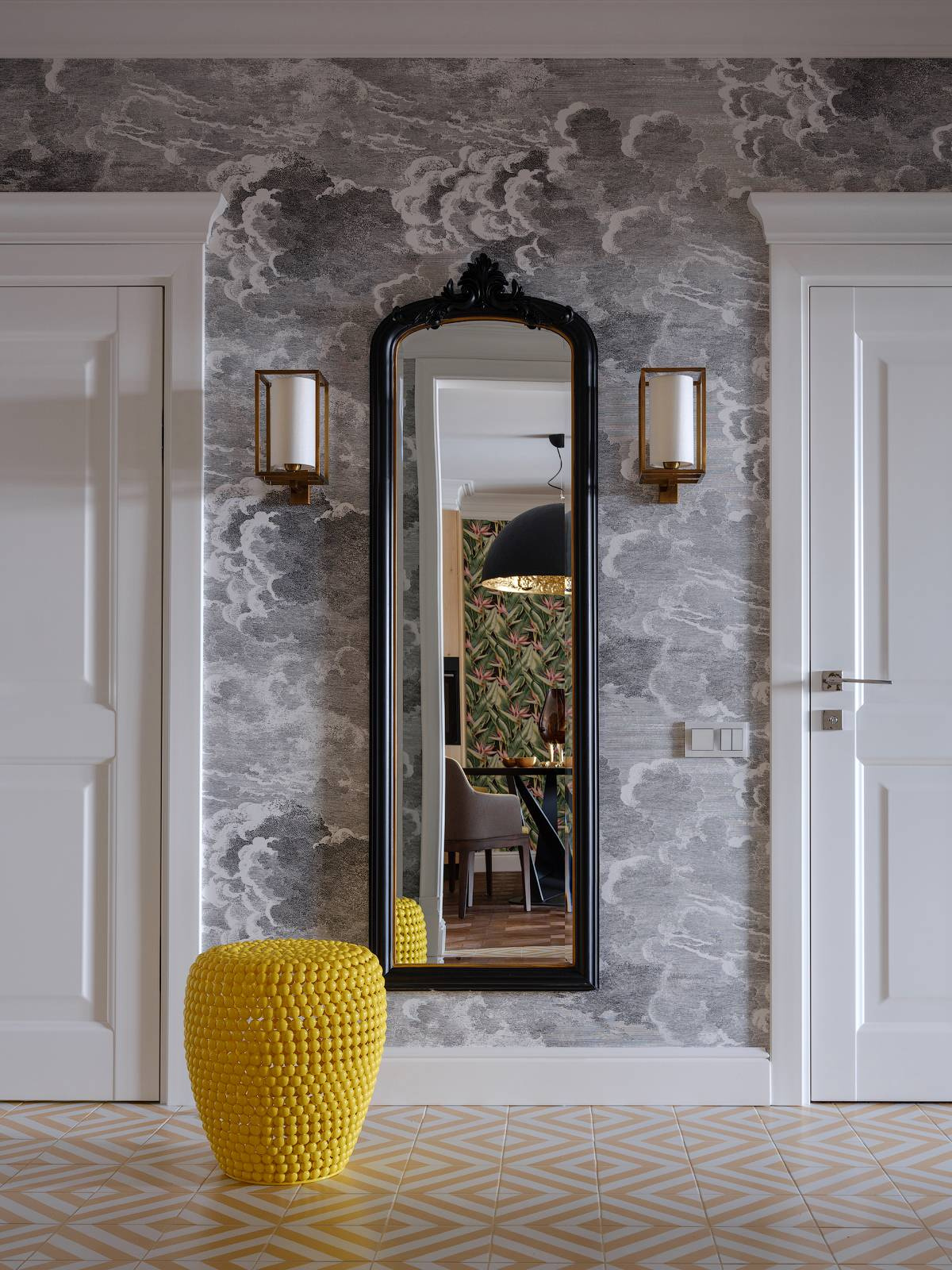 ТРОПИЧЕСКИЙ РАЙ (КВАРТИРА 90 М.КВ) Г. РОСТОВ НА ДОНУ