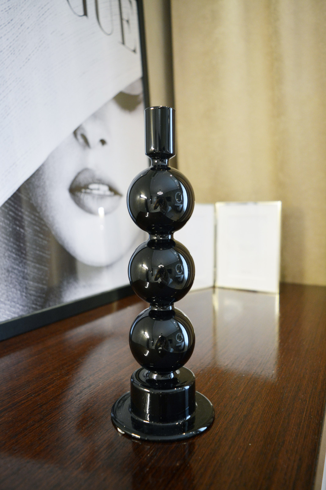 Декор на комоде.Drawer decor